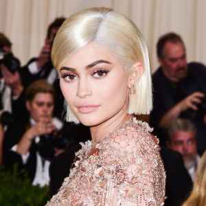 Kylie Jenner Is Going Au Naturale While in Quarantine