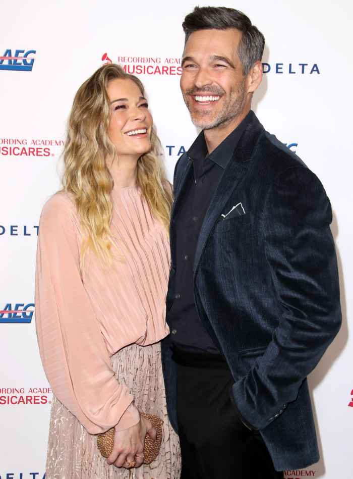 LeAnn Rimes Reveals She Rewrote Cant Fight the Moonlight Made Music Video With Eddie Cibrian Quarantine