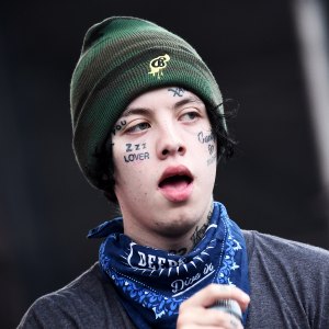 Lil Xan Suffers a Panic Attack Amid Coronavirus Pandemic Stress
