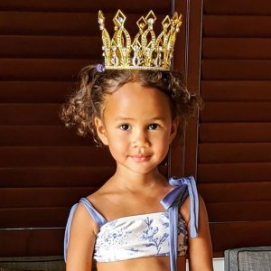 Chrissy Teigen and John Legend Celebrate Daughter Luna’s 4th Birthday: Breakfast in Bed, Princess Gowns and More