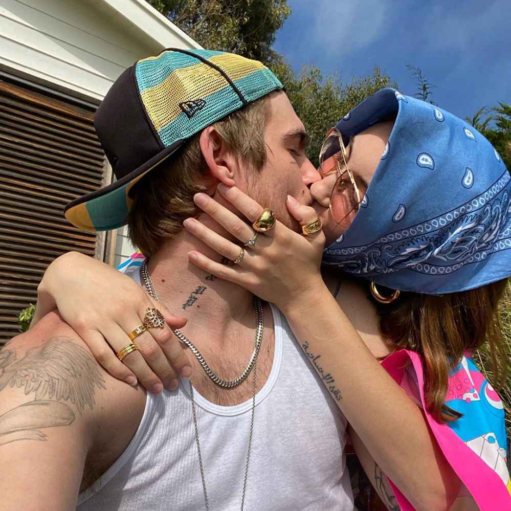 Presley Gerber and Sydney Brooke Share a Quarantine Kiss