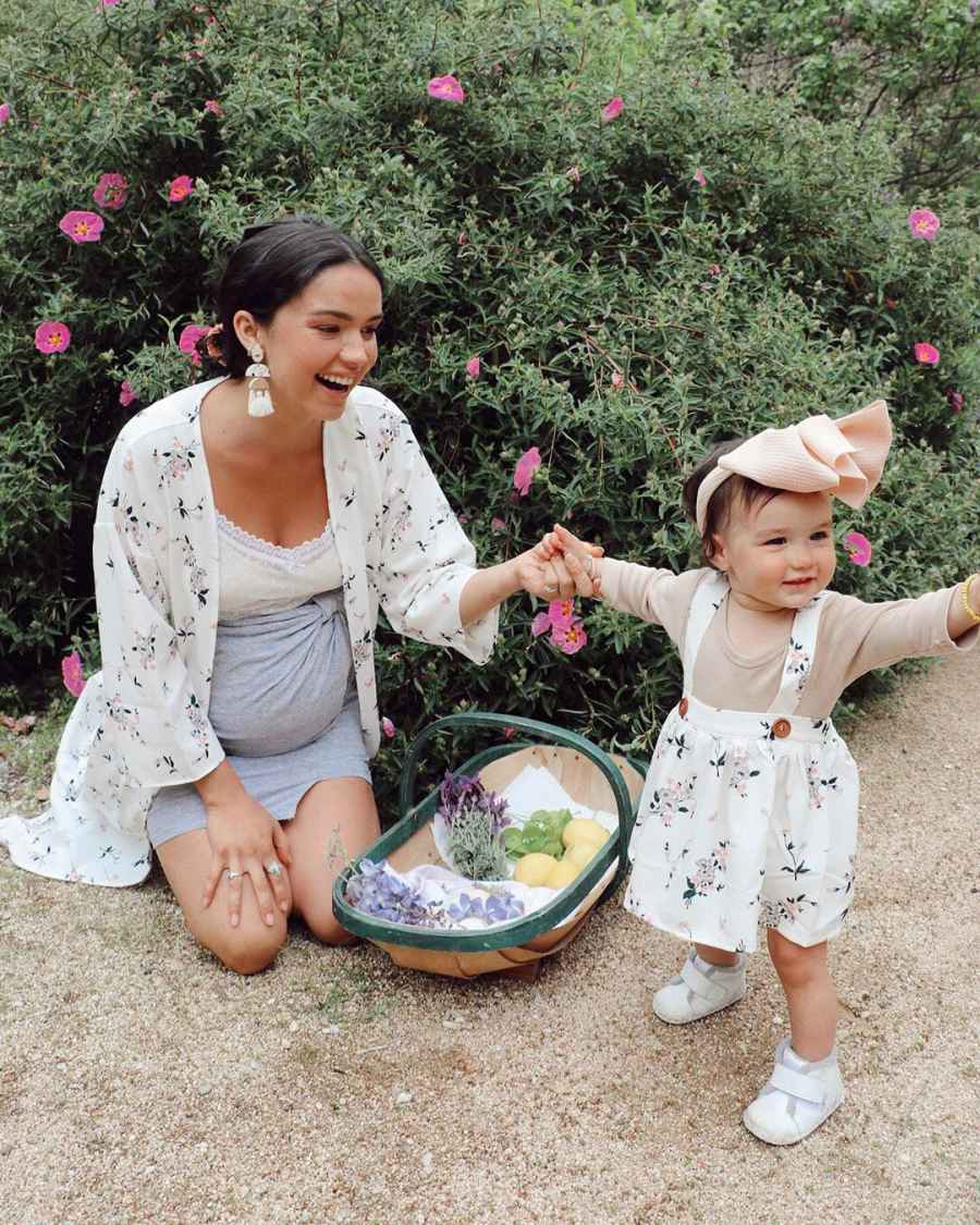 Bekah Martinez Stars Celebrated Easter Amid Quarantine