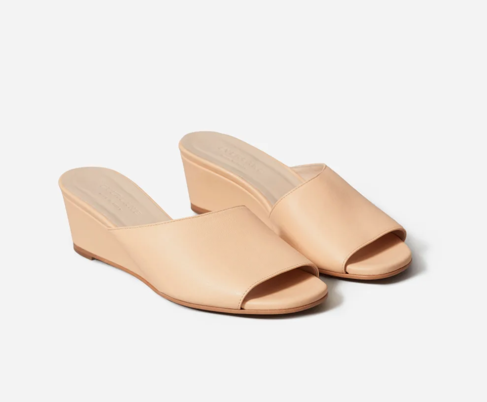 The Wedge (Apricot)