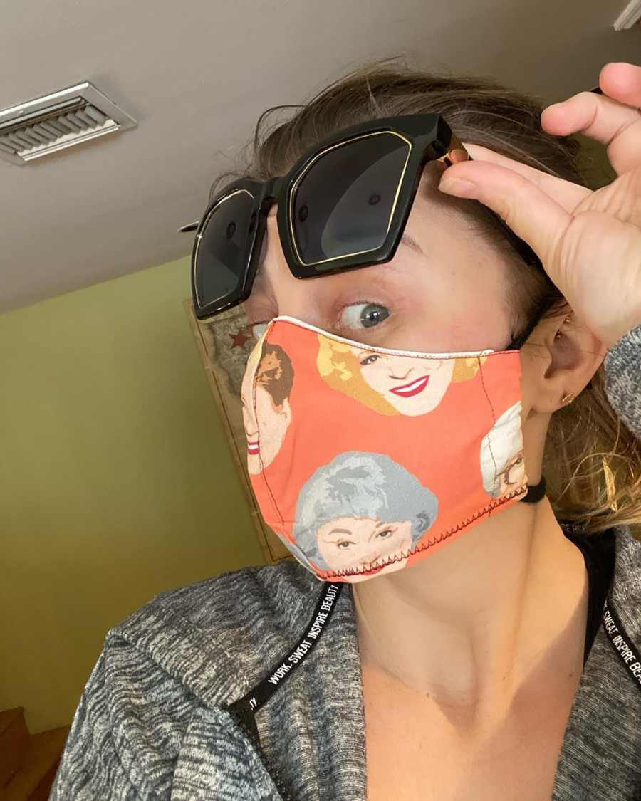 Jodie Sweetin Stars Wear Masks Amid Coronavirus Pandemic