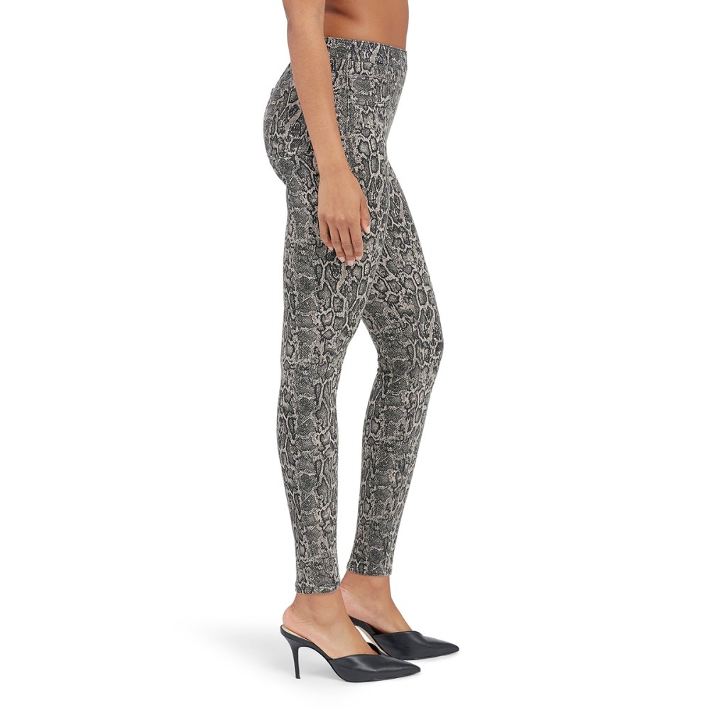 Best Leggings: 5 on Nordstrom and Amazon for a Booty Lift