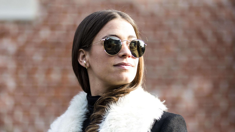 ray ban aviator girl