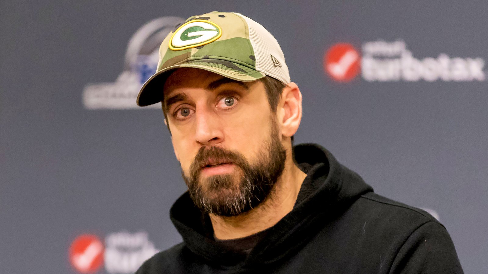 Aaron Rodgers Being Quarantined Is Like Being Under