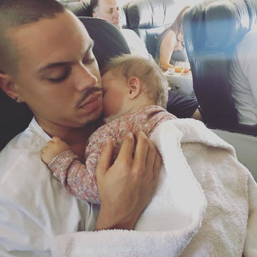 Ashlee Simpson Evan Ross Sweetest Family Moments Ahead Baby No 3