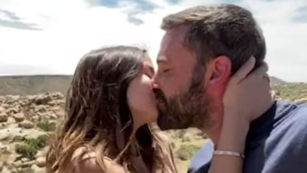 Ben Affleck and Ana de Armas Kiss YouTube Video
