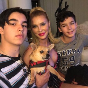 Brandi Glanville Sprays Her Kids With Bleach and Water