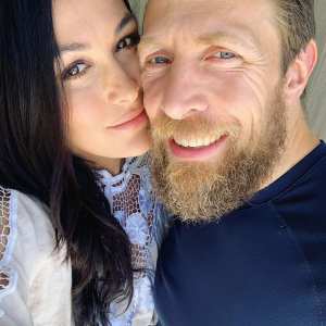 Brie Bella Gives Birth Welcomes Baby No 2 With Husband Daniel Bryan