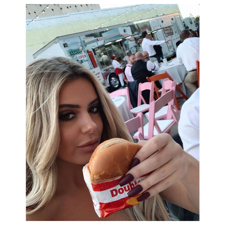 Brielle Biermann Instagram Cheeseburgers Brielle Biermann Favorite Foods