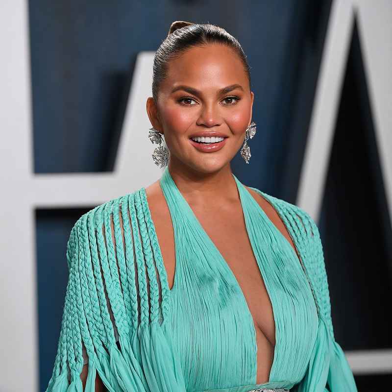 Chrissy Teigen Celebrities Cant Stop Freaking Out Over Adele Transformation