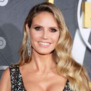 Heidi Klum Gets ‘Social Distancing Highlights’ At Home...in Lingerie