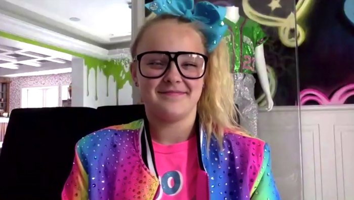 JoJo Siwa Used to Go a Week Without Taking Her Ponytail Out on Dance Moms 2