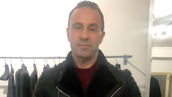 Joe Giudice Has a New Job Selling Pricey Vibrators