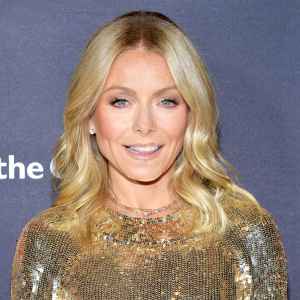 Kelly Ripa Claps Back at Viewers Who Criticize Her On-Air Appearance