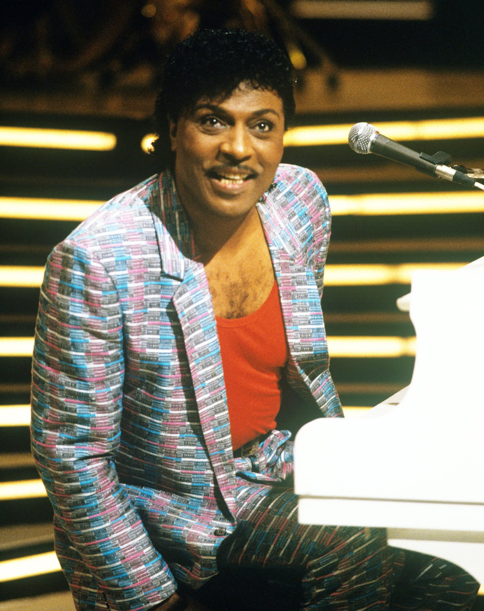 Little Richard Dead: Michelle Obama, Mick Jagger and More Stars Pay Tribute