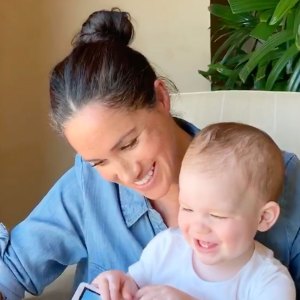Just Like Us! Meghan Markle Wears Messy Bun During Quarantine