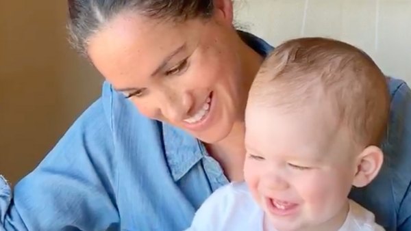 Meghan Markle Reads To Archie