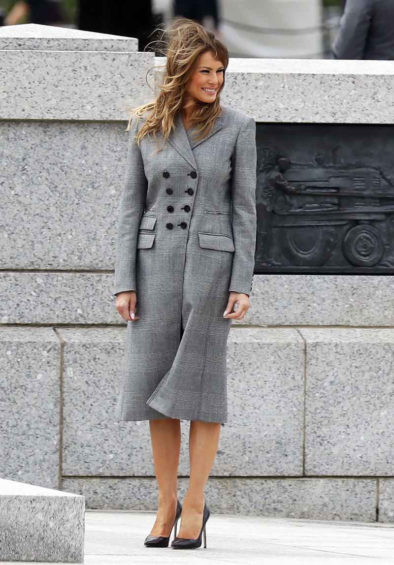 Melania Trump's Gray Coatdress Is a Thing of Beauty