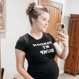 Pregnant Joy-Anna Duggar Shows Off 25-Week Baby Bump