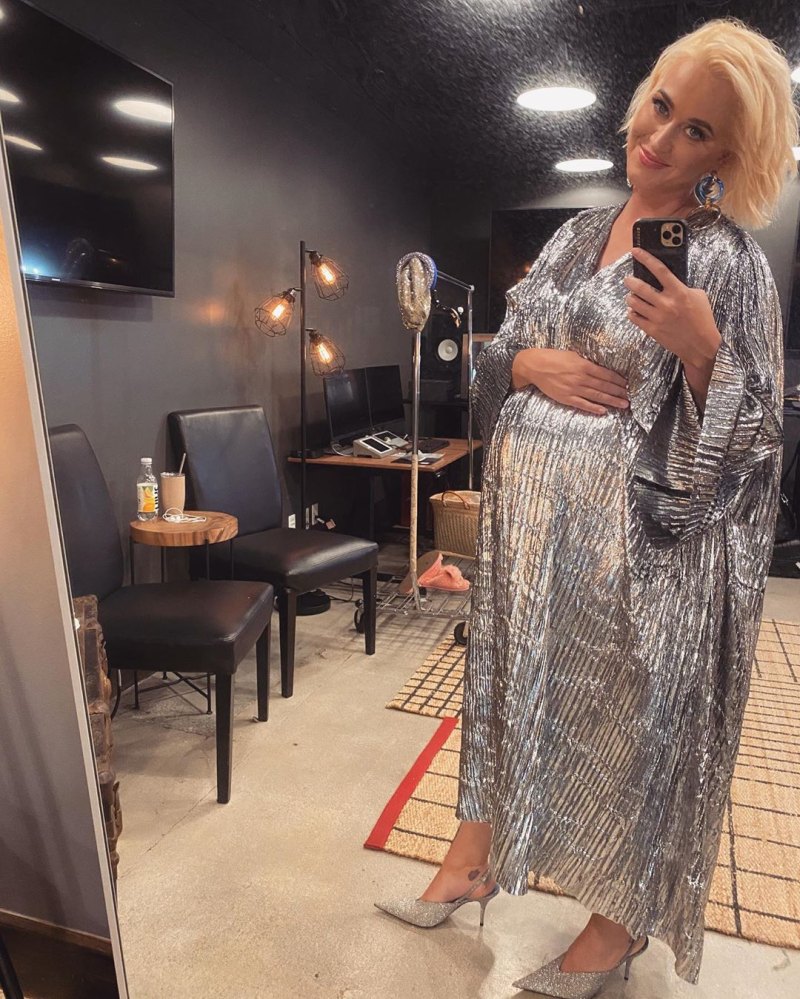 Pregnant Katy Perry Cradles Growing Baby Bump in Silver Dress