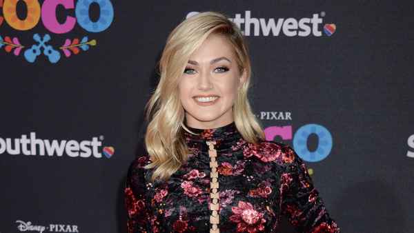 Pregnant Lindsay Arnold Reveals When She Will Return to Dancing With the Stars