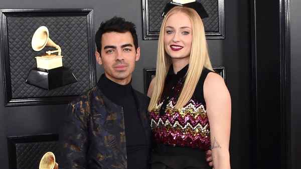 Pregnant Sophie Turner Shows Her Baby Bump While Walking With Joe Jonas Grammy Awards