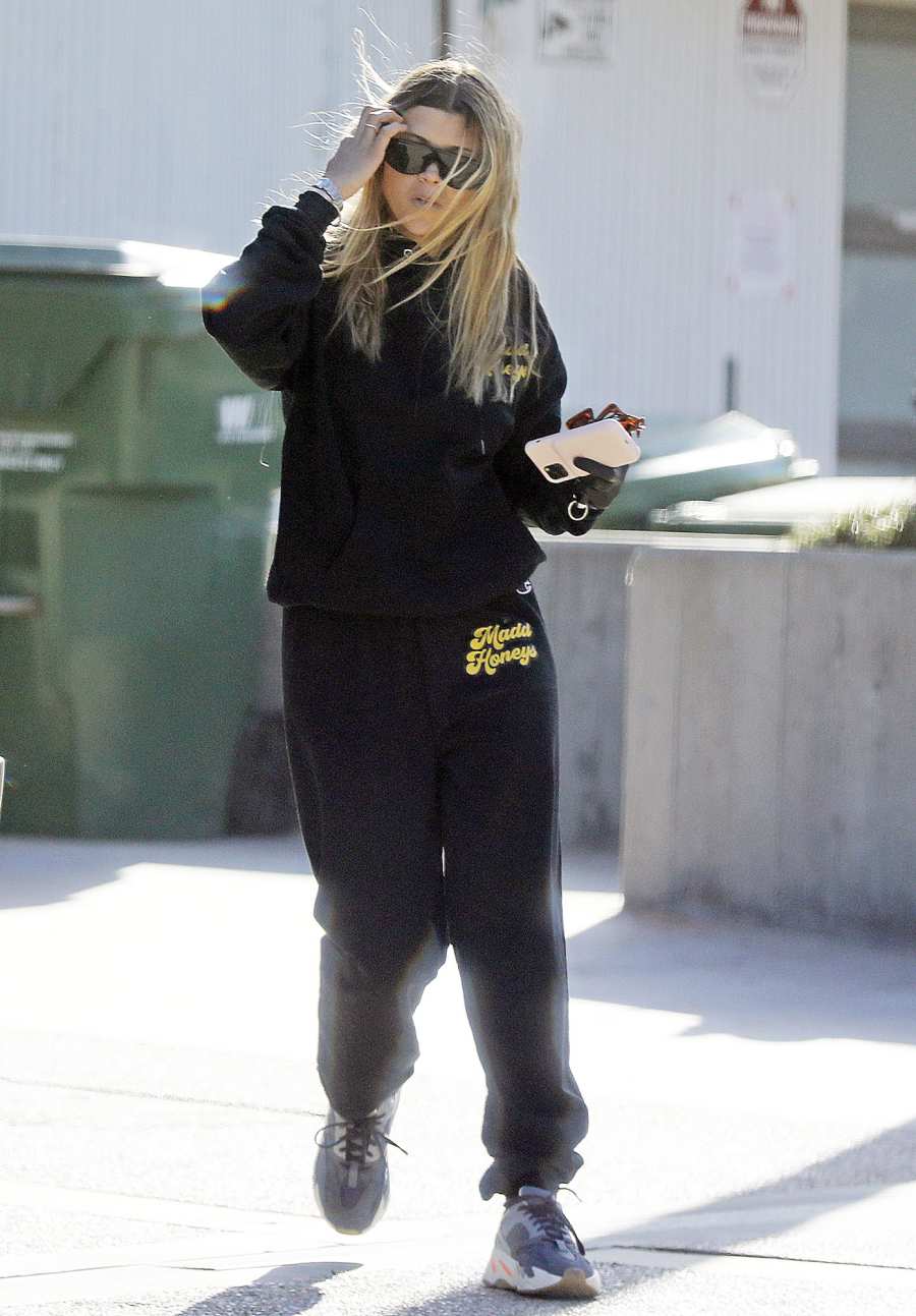 Sofia Richie Spotted Out With Friends for the 1st Time Since Scott Disick Rehab Stint