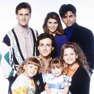 The Cast of Full House Lori Loughlin Might Not Make a Comeback After Pleading Guilty in College Admissions Scandal