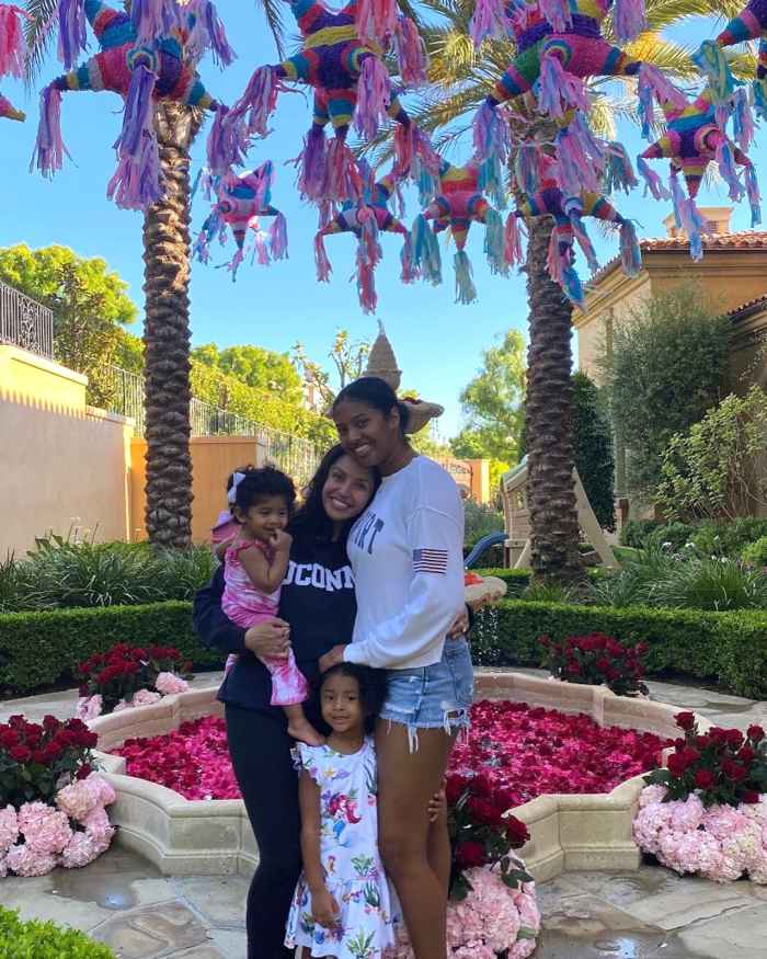 Vanessa Bryant Mothers Day With Daughters