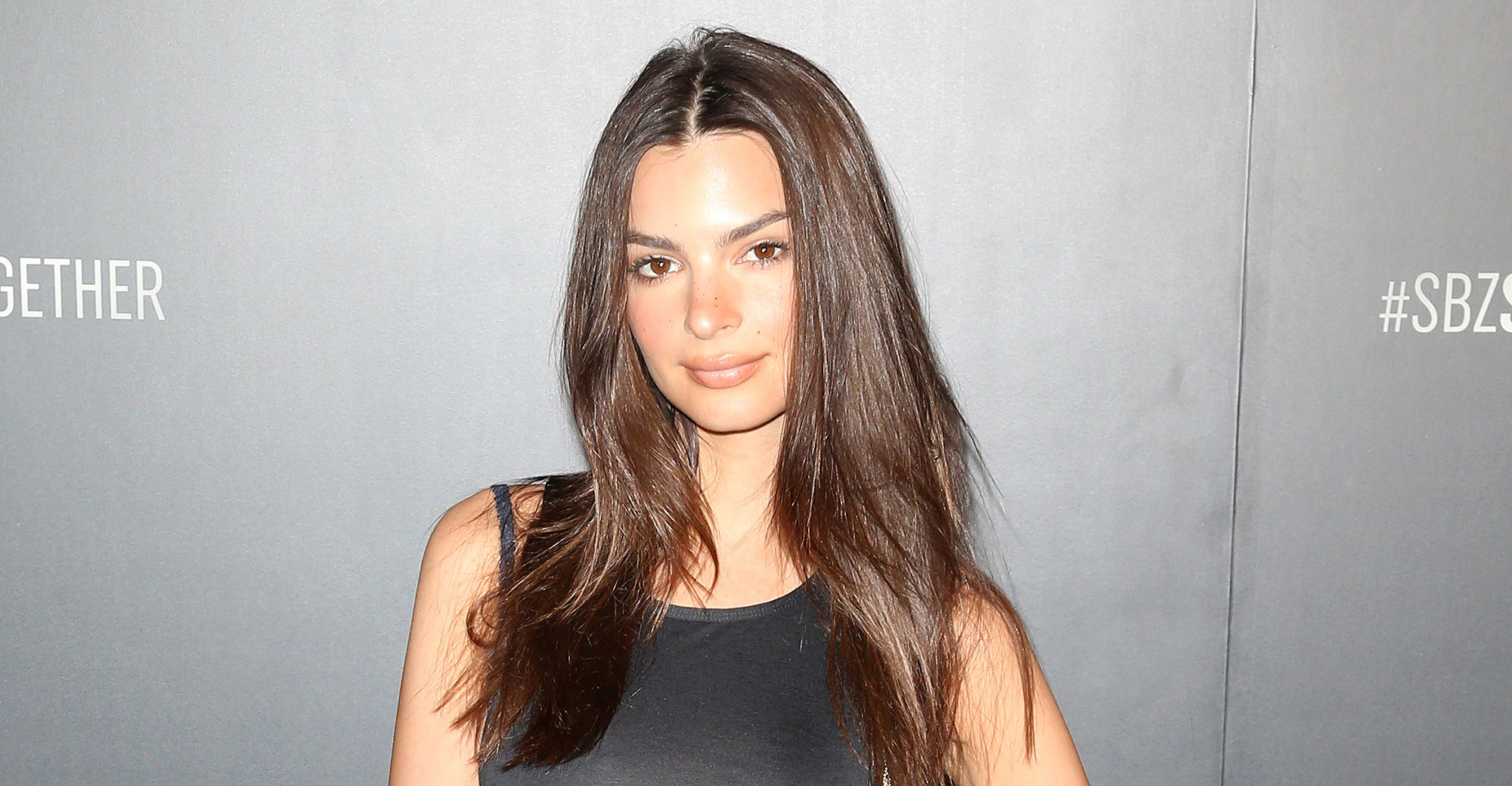 emily-ratajkowski-skin