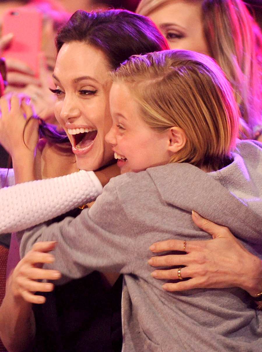 15 Angelina Jolie Shiloh