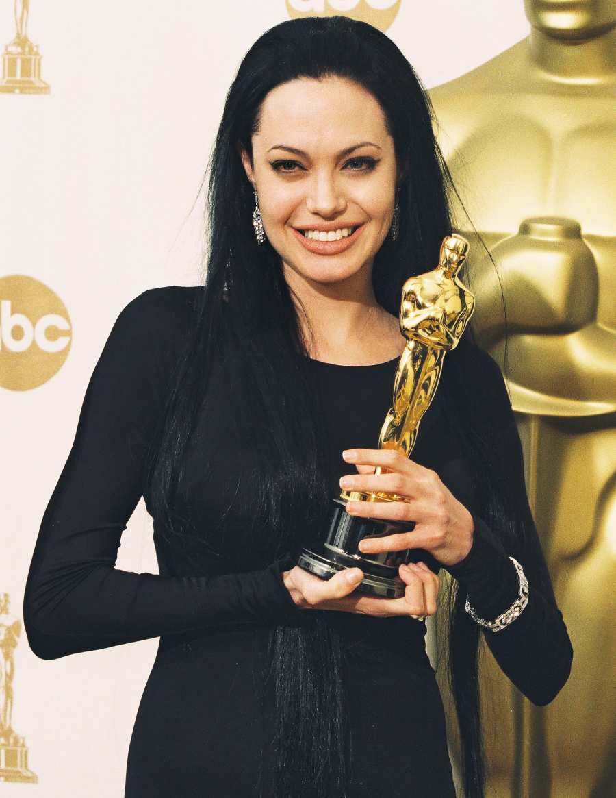 8 Angelina Jolie first Oscars Win 2000