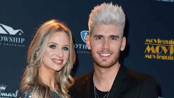 American Idol Colton Dixon, Wife Annie Dixon Welcome Twin Daughters