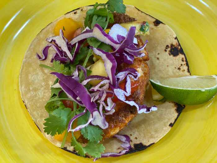 Chef Geoffrey Zakarian Makes Easy Chicken Tacos for Father’s Day