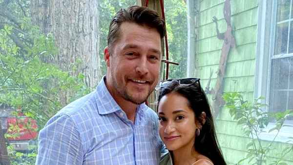 Chris Soules Victoria Fuller Trip Virginia Beach Leaping Lizard Cafe