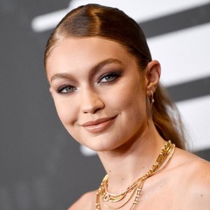 Everything Gigi Hadid Her Family Members Have Said About Her Pregnancy