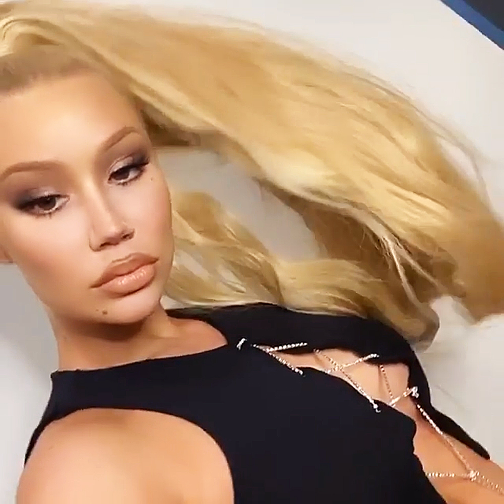 Iggy Azalea Reveals Bare Stomach One Week After Announcing Sons Birth