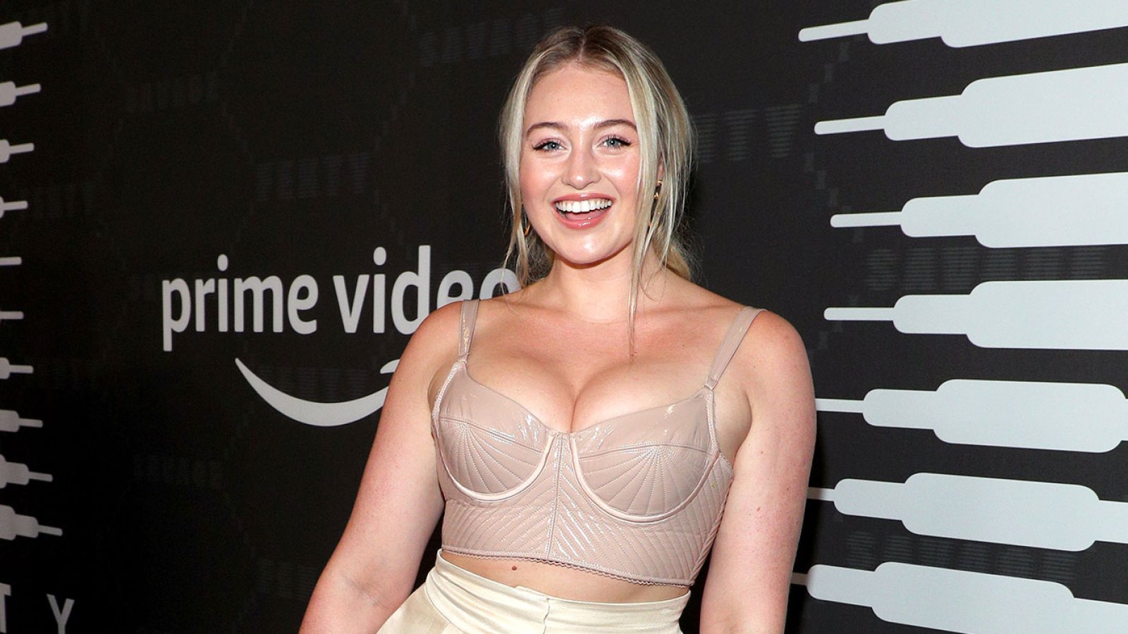 Iskra Lawrence Shares Intimate Look at Home Water Birth