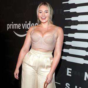 Iskra Lawrence Shares Intimate Look at Home Water Birth