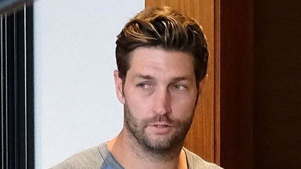 Jay Cutler Takes to Instagram to Investigate Chicken Serial Killer