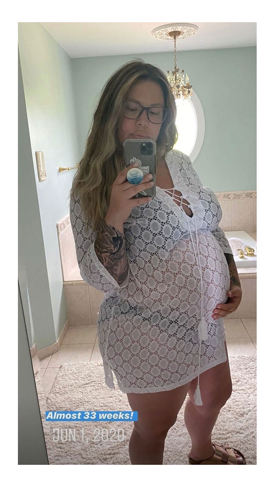 Kailyn Lowry Pregnant Stars Rocking Bathing Suits in Summer 2020 Baby Bump