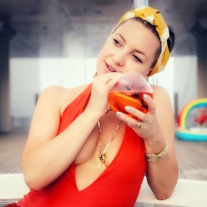 Kate Hudson's Hottest Bikini Snaps of All Time