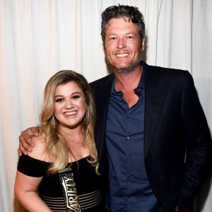 Kelly Clarkson leaning on Blake Shelton amid Brandon Blackstock divorce