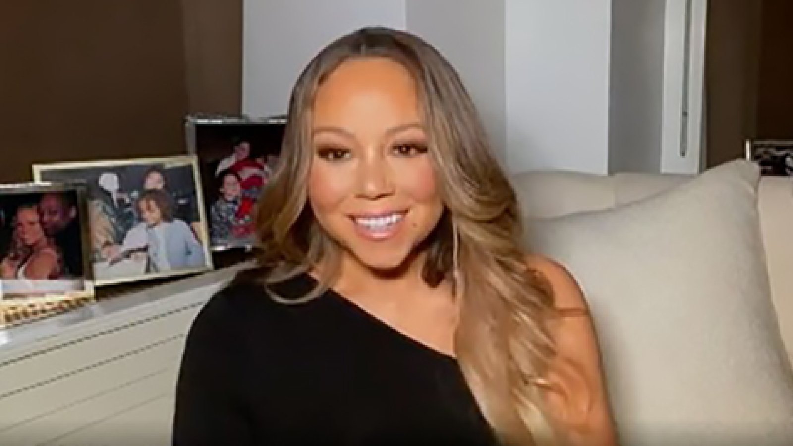 Mariah Carey Joins ‘Schitt’s Creek’ Virtual Graduation Performance