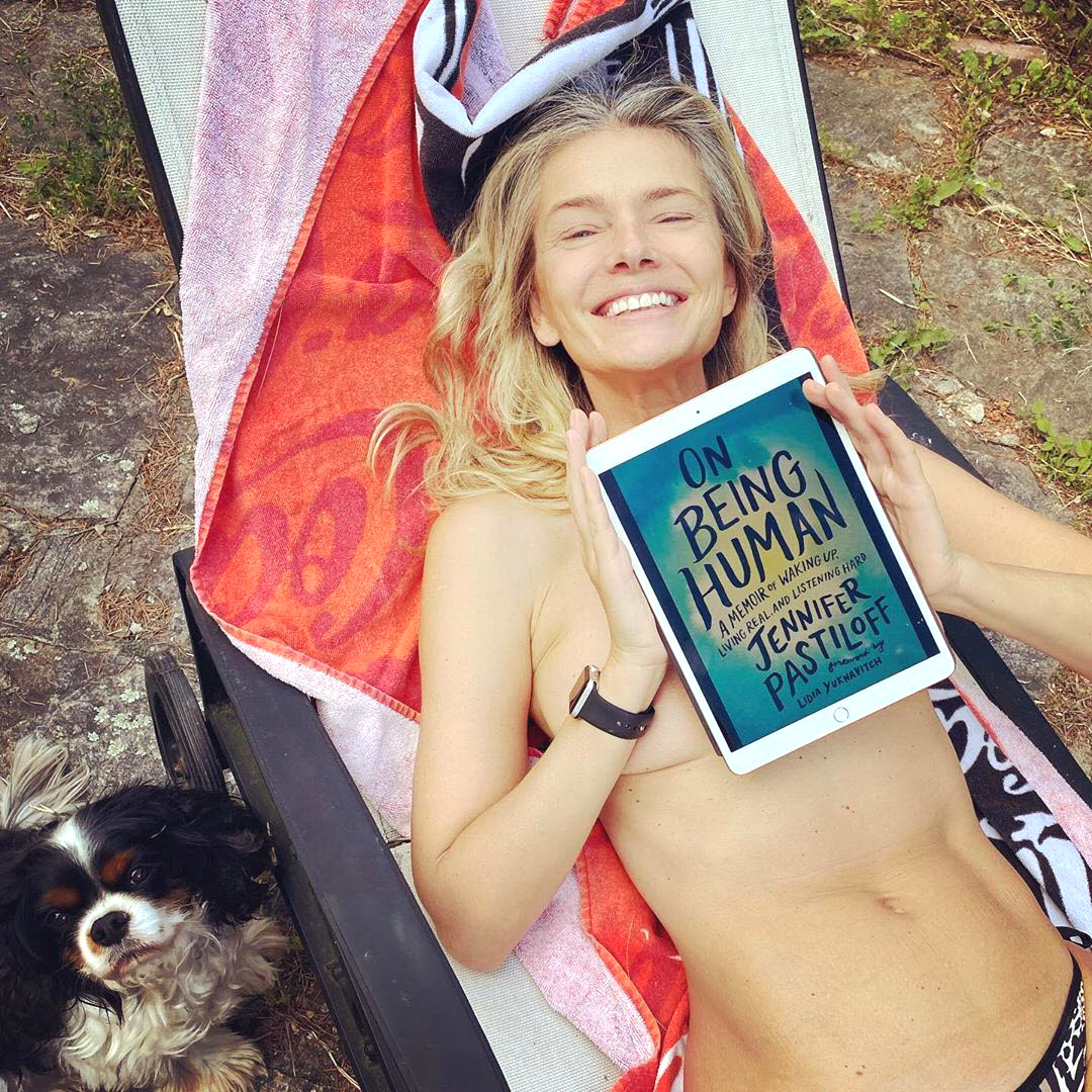 Paulina Porizkova Goes Topless to Read Outside