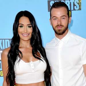Pregnant Nikki Bella Artem Chigvintsev Reveal Sex 1st Child Gender Reveal