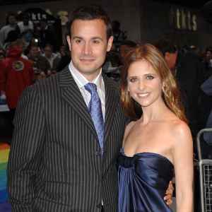 Sarah Michelle Gellar Shares Friends Throwback to Honor Husband Freddie Prinze Jr on Fathers Day